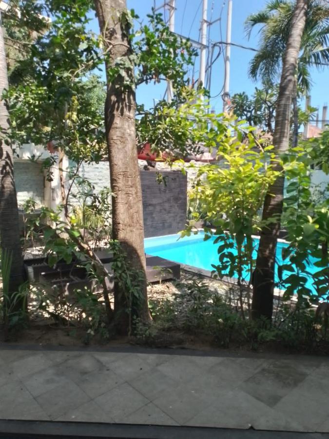 Marinos Place ليجيان المظهر الخارجي الصورة