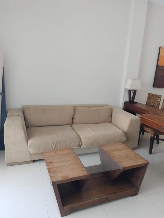 Marinos Place ليجيان المظهر الخارجي الصورة