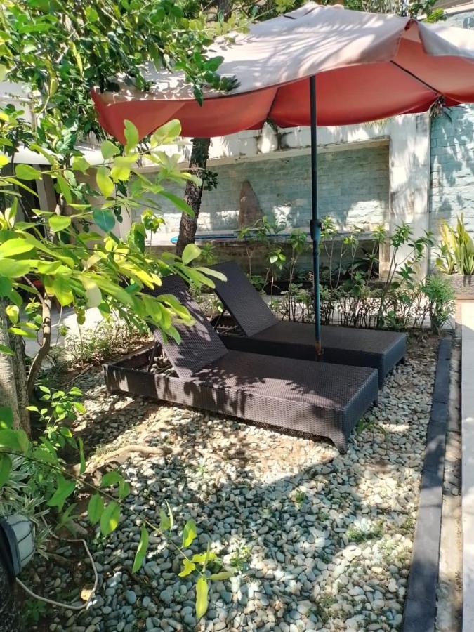 Marinos Place ليجيان المظهر الخارجي الصورة