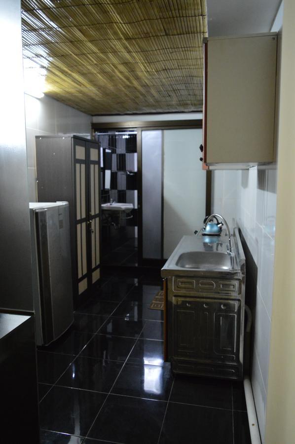 Marinos Place ليجيان المظهر الخارجي الصورة