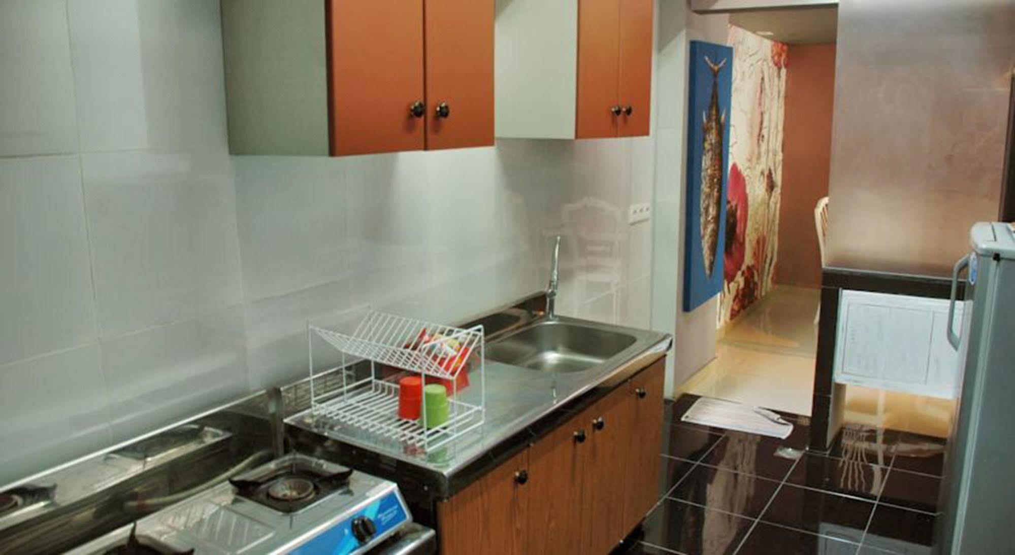 Marinos Place ليجيان المظهر الخارجي الصورة
