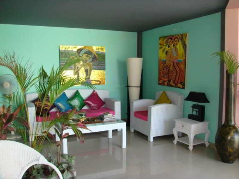 Marinos Place ليجيان المظهر الخارجي الصورة